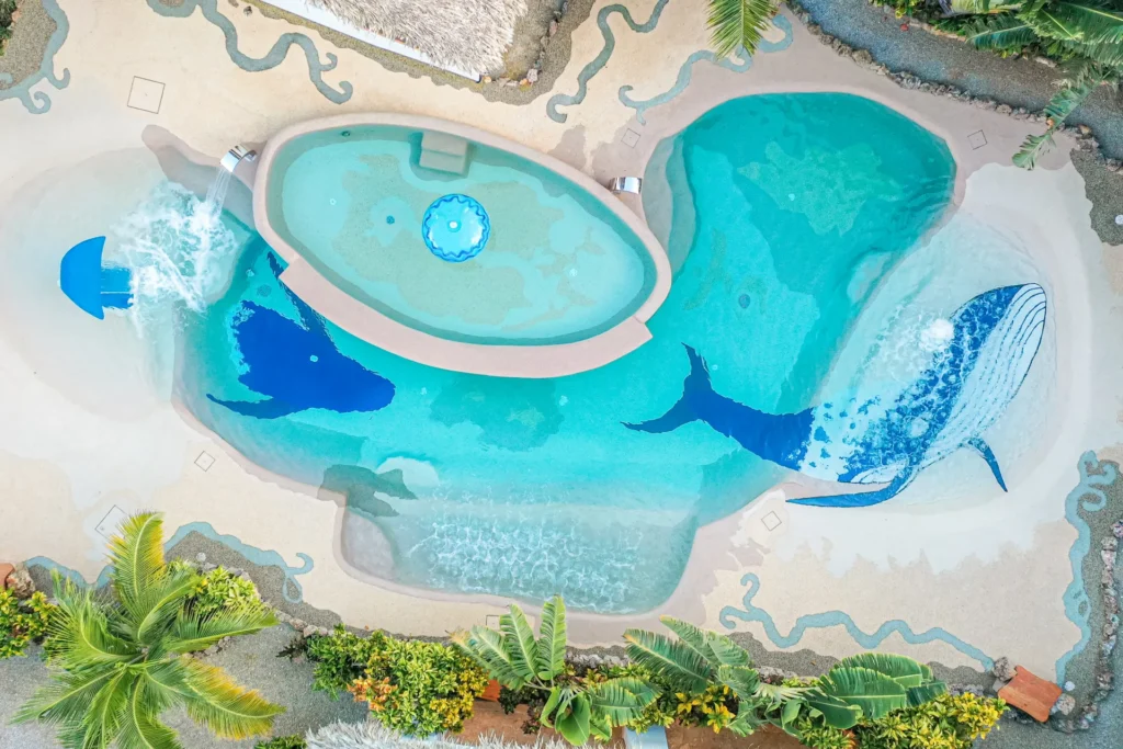 Las Ballenas pool, photo from a drone